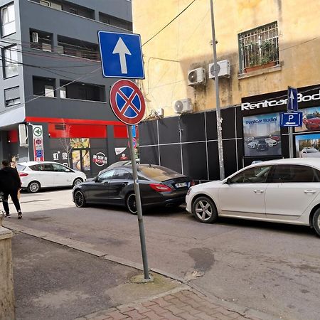 Edea Flat Lägenhet Tirana Exteriör bild