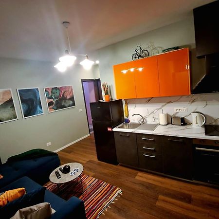 Edea Flat Lägenhet Tirana Exteriör bild
