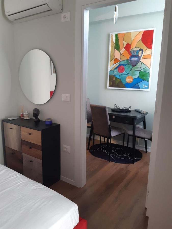 Edea Flat Lägenhet Tirana Exteriör bild